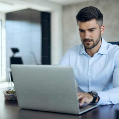 Ethan Oliver&thinsp;